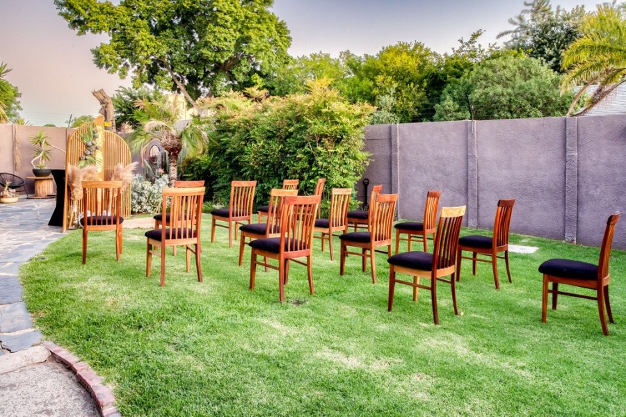 5 Bedroom Property for Sale in Panorama Western Cape